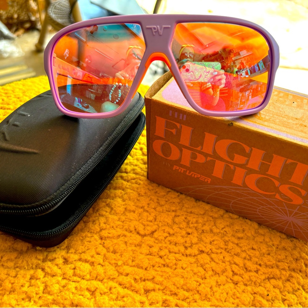 RARE - NWT Pit Viper Flight Optics in Starburst - original box